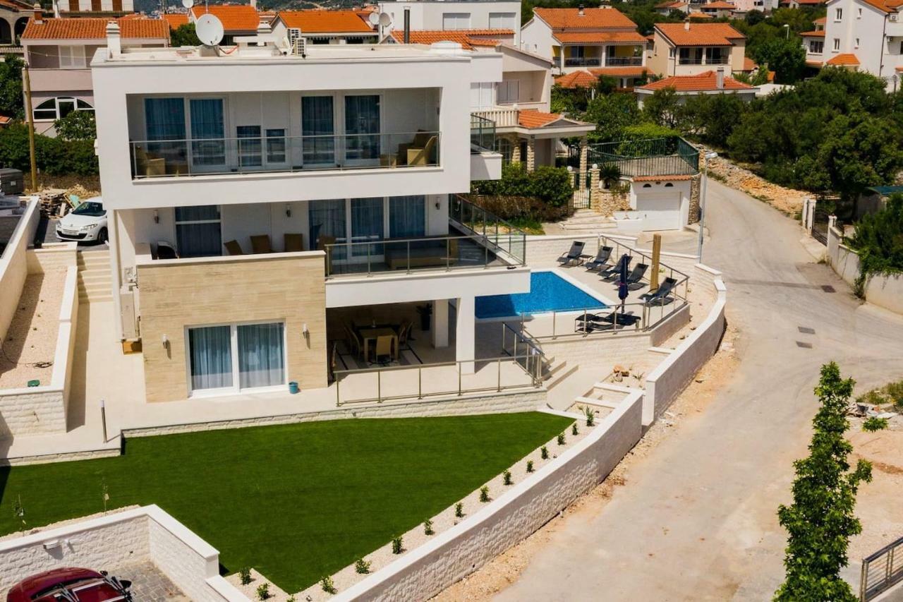 Ražanj Villa Compass; Luxury Experience In Natural Bay. מראה חיצוני תמונה