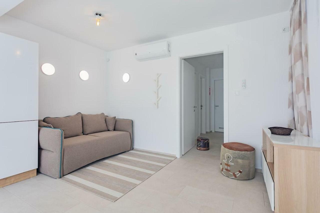 Ražanj Villa Compass; Luxury Experience In Natural Bay. מראה חיצוני תמונה