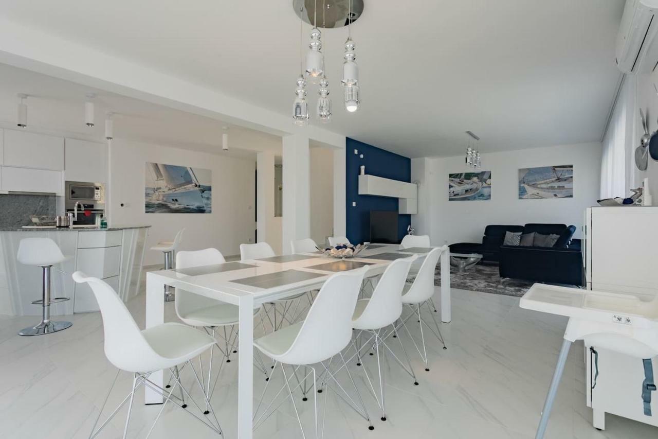 Ražanj Villa Compass; Luxury Experience In Natural Bay. מראה חיצוני תמונה