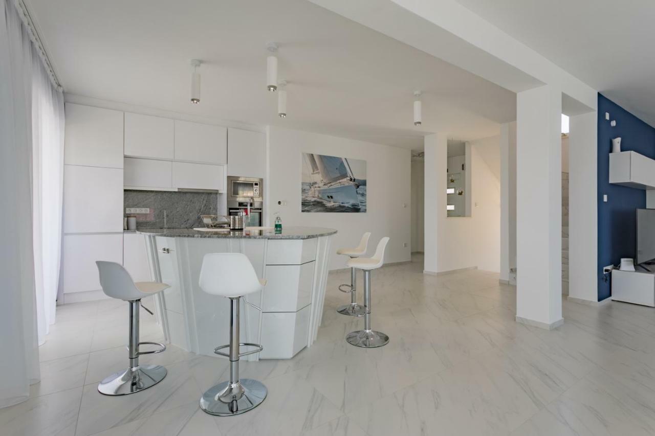 Ražanj Villa Compass; Luxury Experience In Natural Bay. מראה חיצוני תמונה